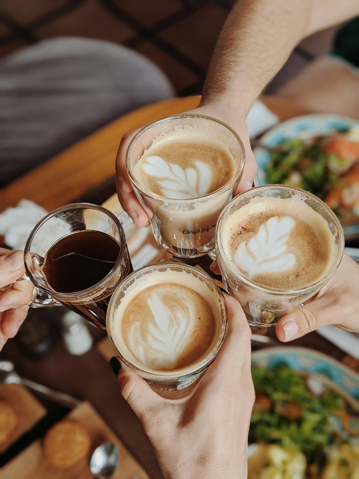 como hacer nuevas amistades para ir a tomar cafe