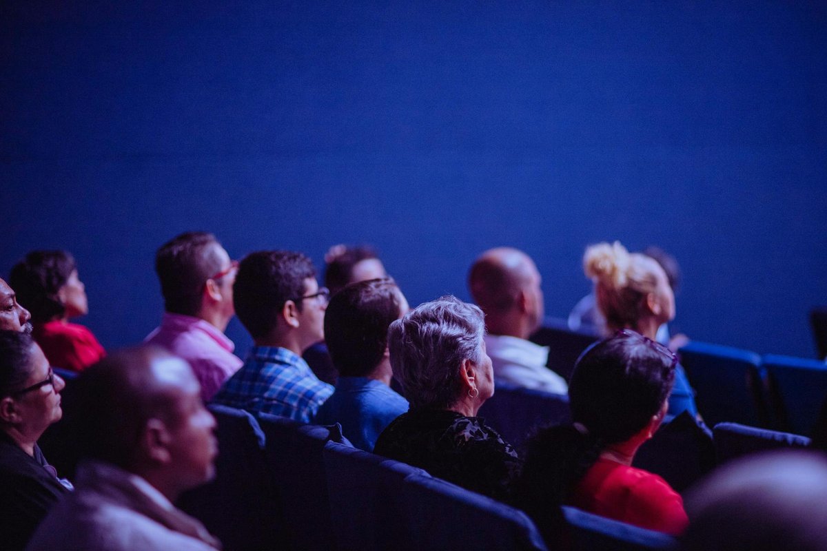 conoce gente nueva para ir al cine