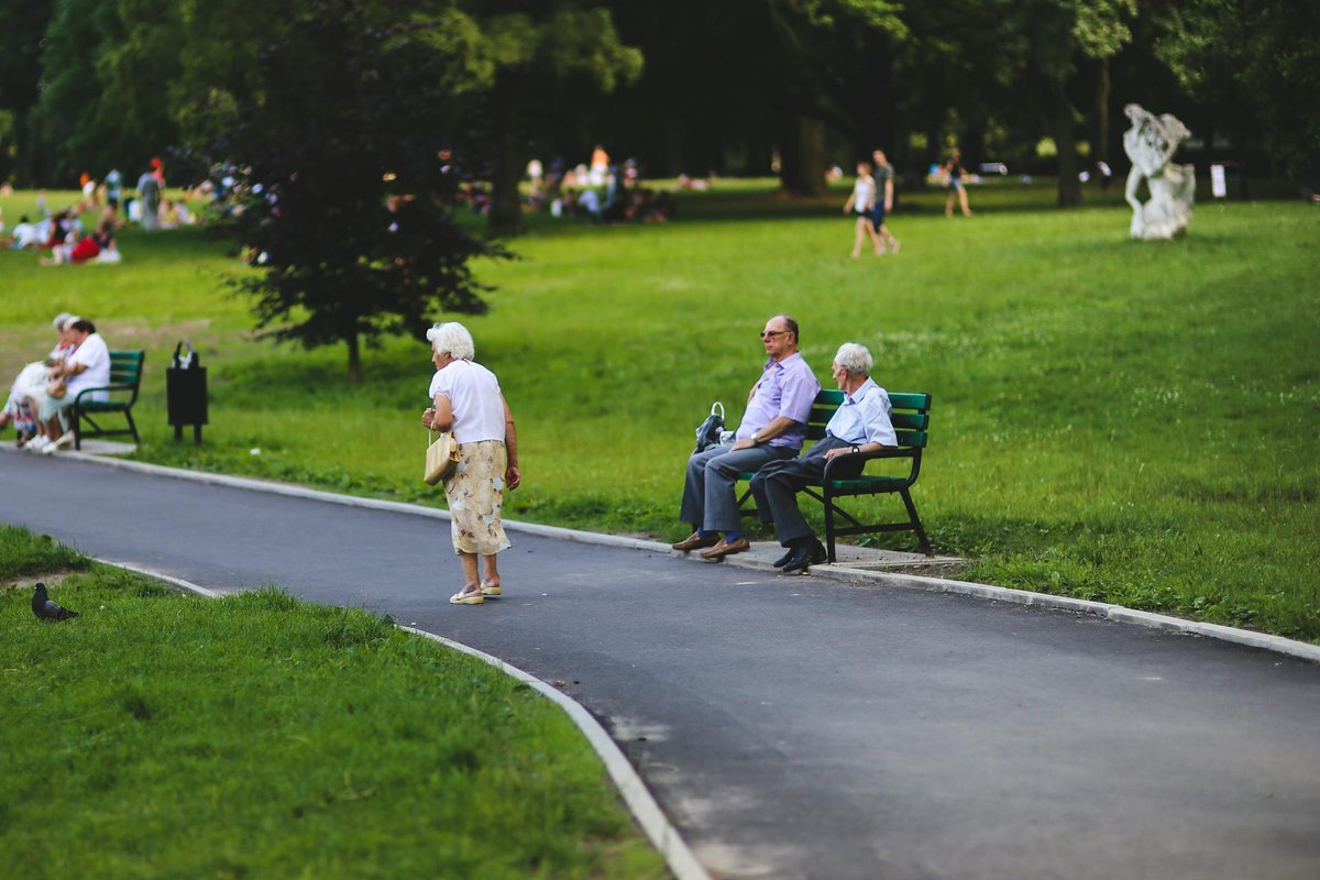hacer nuevas amistades a los 70 años