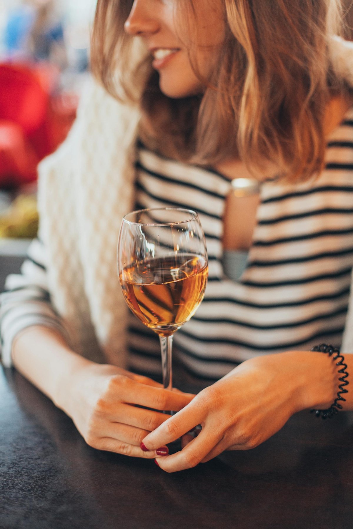 haz nuevos amigos con los que hacer catas de vino